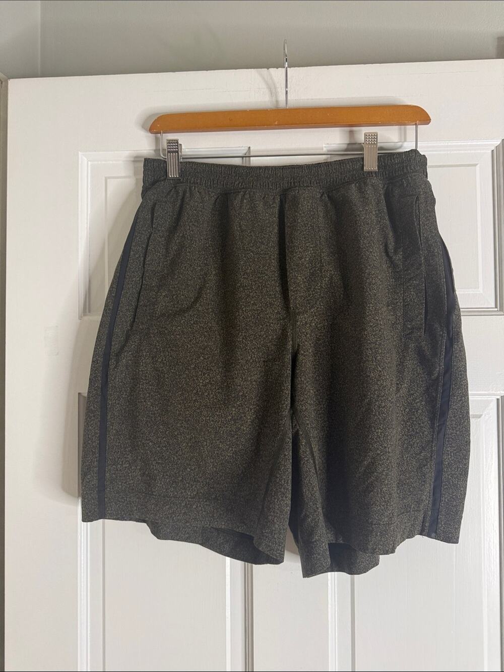 lululemon athletica Men's Dark Heather Gray Athletic Shorts with Side Stripe